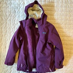 Patagonia kids 4 in 1 everyday jacket dark purple, plum size S 7-8